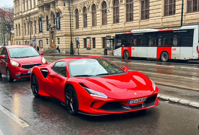 Ferrari F8 Spider