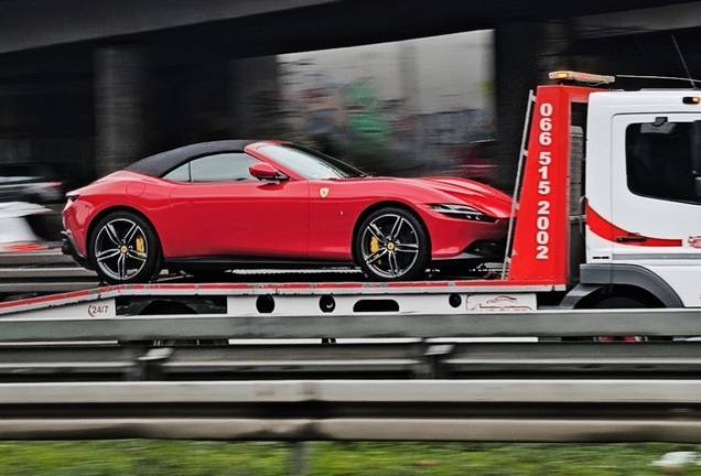 Ferrari Roma Spider