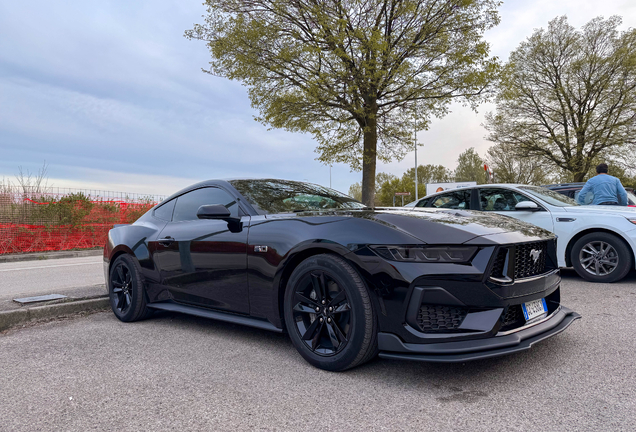 Ford Mustang GT 2024