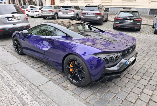 McLaren Artura Spider