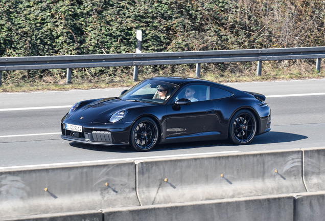 Porsche 992 Carrera GTS MkII