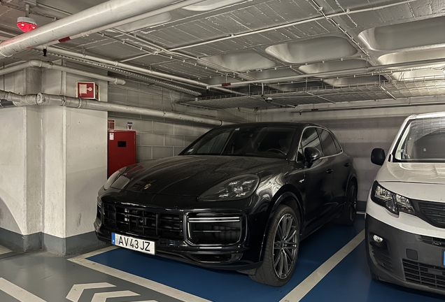 Porsche Cayenne Turbo S E-Hybrid
