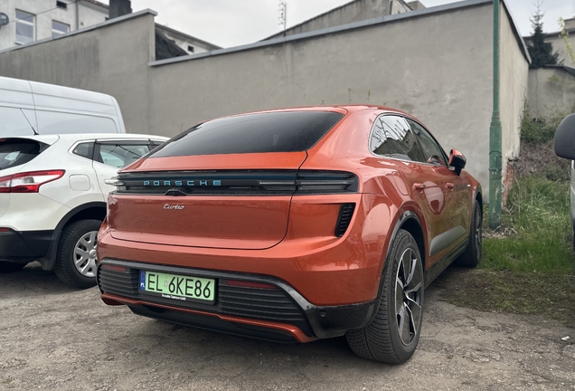 Porsche Macan EV Turbo