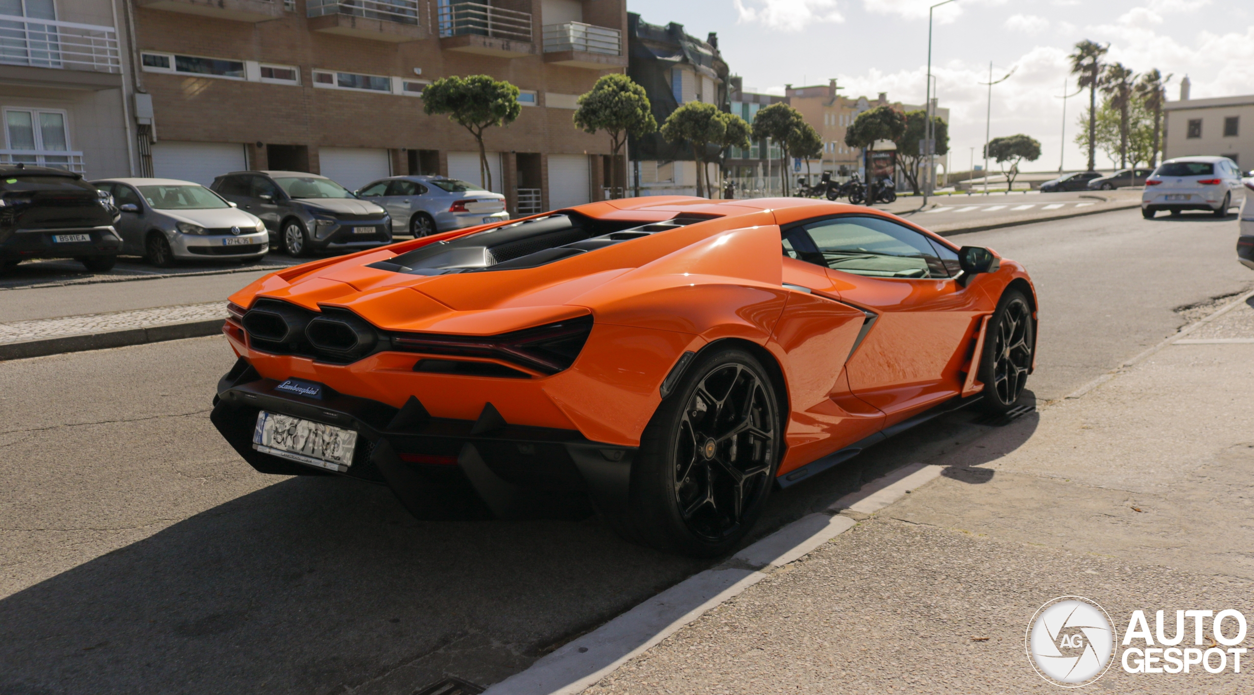 Lamborghini Revuelto