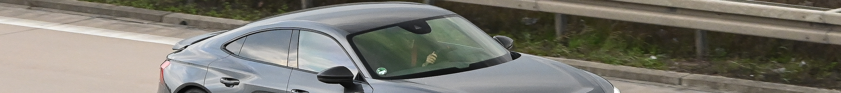 Audi RS E-Tron GT 2025