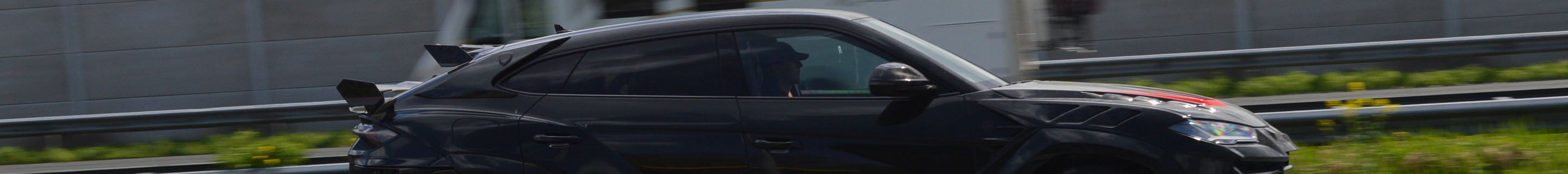 Lamborghini Urus Mansory Venatus S