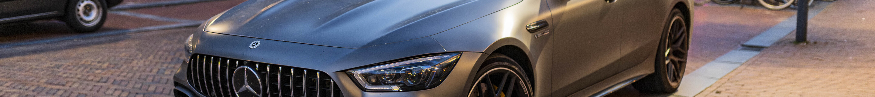 Mercedes-AMG GT 63 S X290