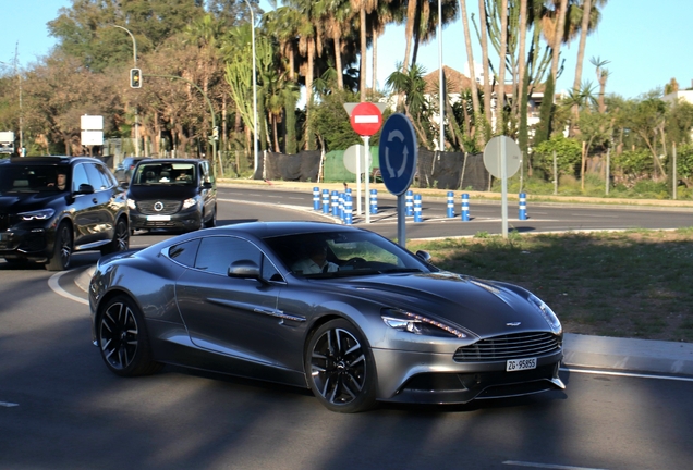 Aston Martin Vanquish 2013
