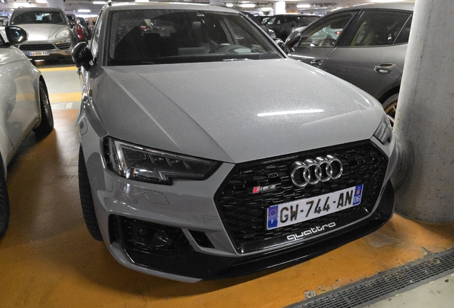 Audi RS4 Avant B9
