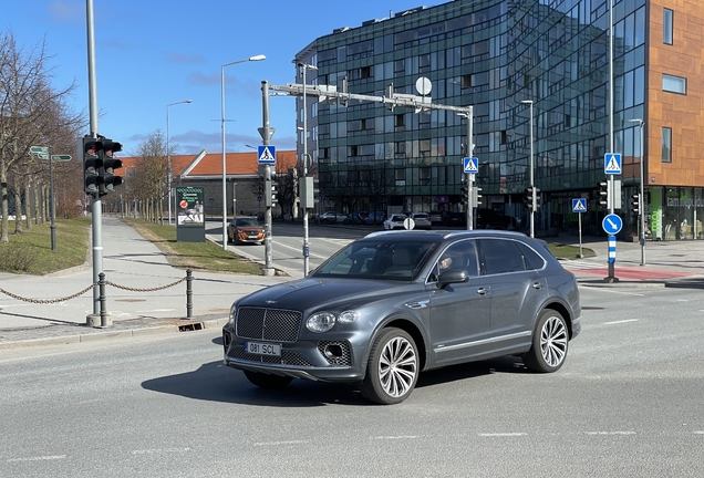 Bentley Bentayga Azure