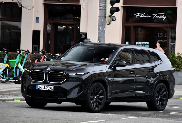 BMW XM G09