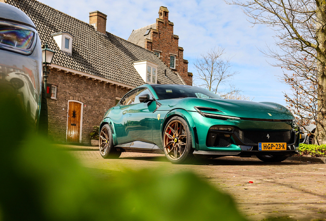 Ferrari Purosangue Novitec Esteso