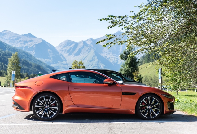 Jaguar F-TYPE R Coupé 2017