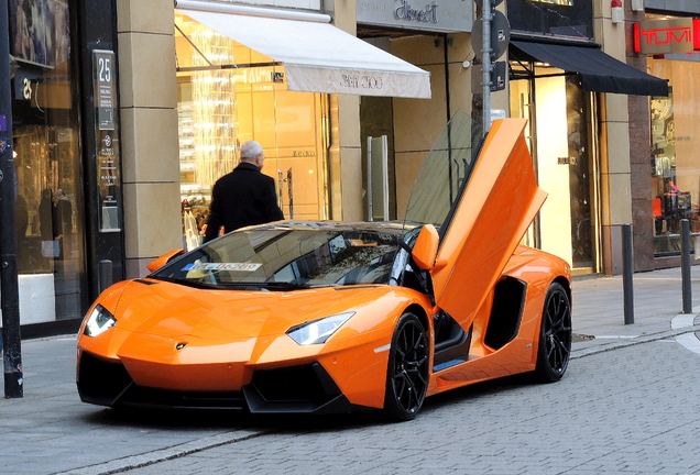Lamborghini Aventador LP700-4