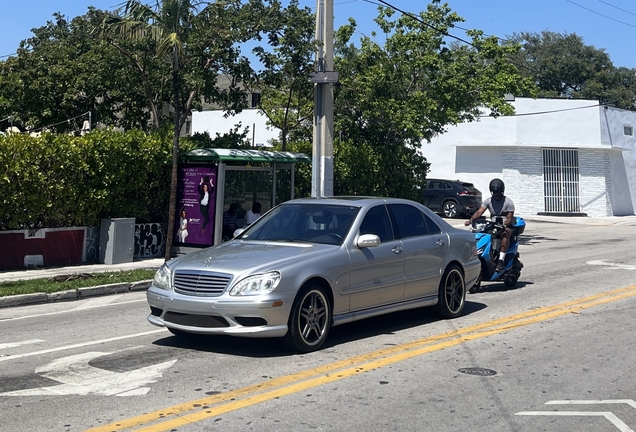 Mercedes-Benz S 65 AMG W220