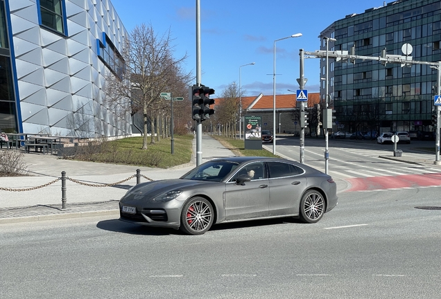 Porsche 971 Panamera Turbo MkI