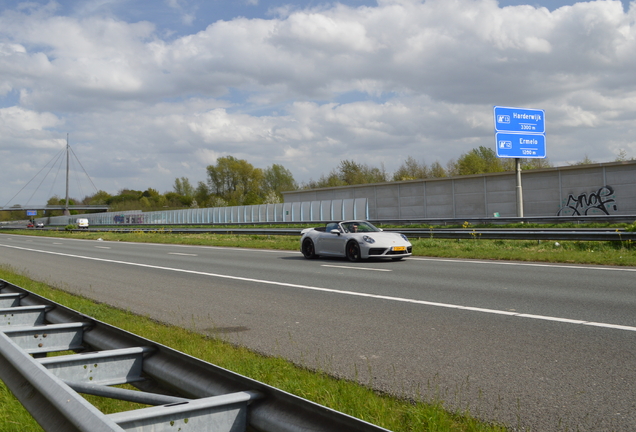 Porsche 991 Carrera 4 GTS Cabriolet MkI