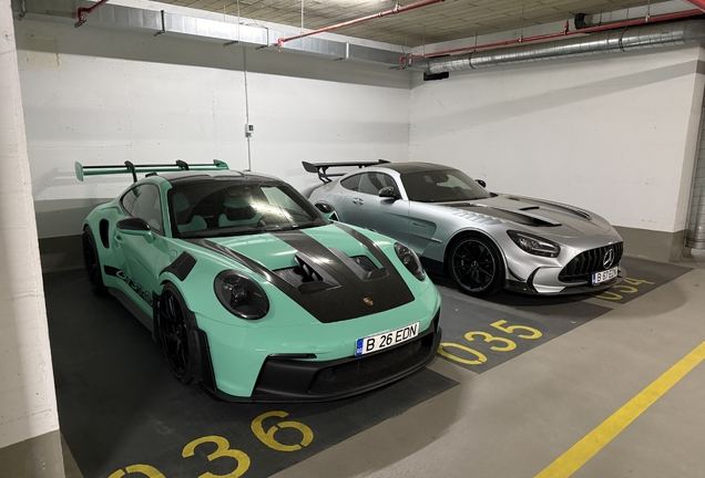 Porsche 992 GT3 RS MkI Weissach Package