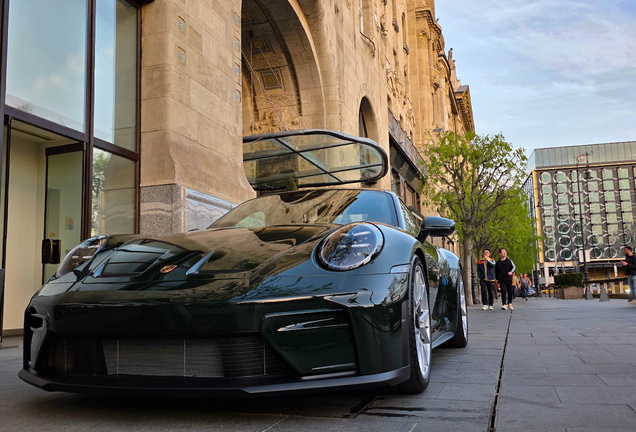 Porsche 992 GT3 Touring MkII