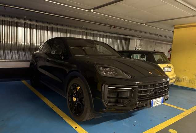 Porsche Cayenne Coupé Turbo E-Hybrid
