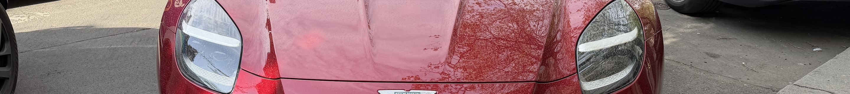 Aston Martin Vantage 2024