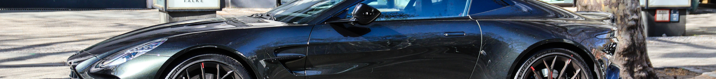 Aston Martin Vantage S 2026