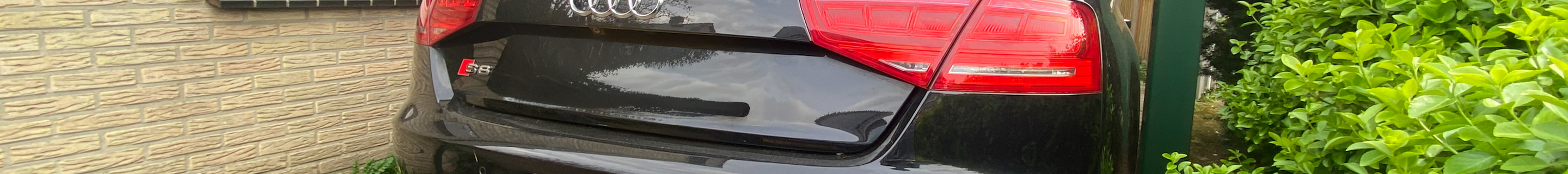 Audi S8 D4