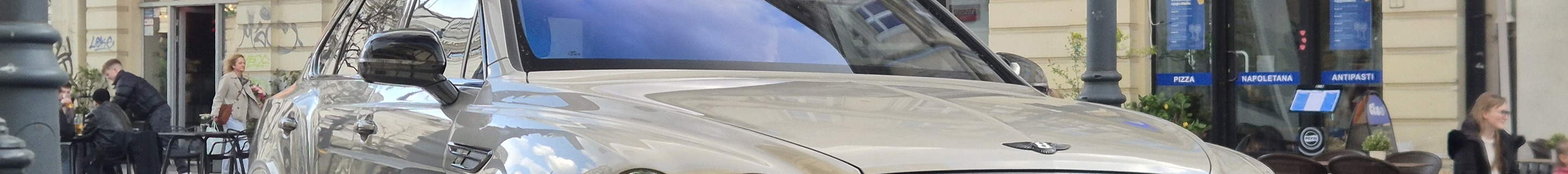 Bentley Bentayga V8 S 2024 Black Edition