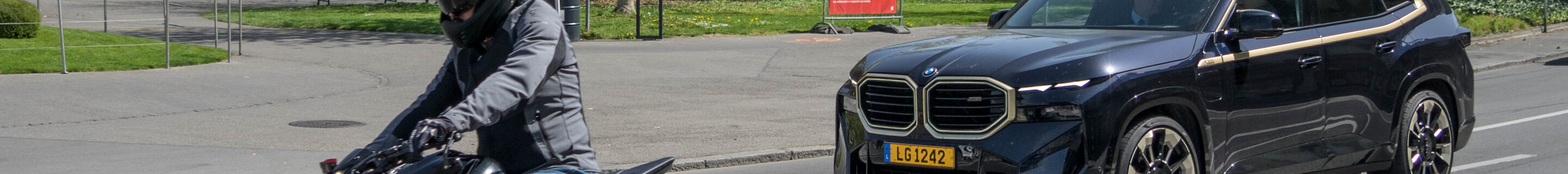 BMW XM G09