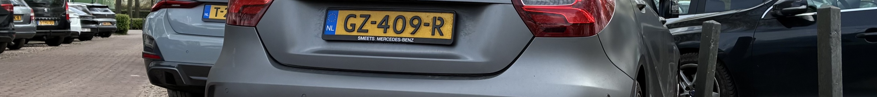 Mercedes-AMG A 45 W176 2015