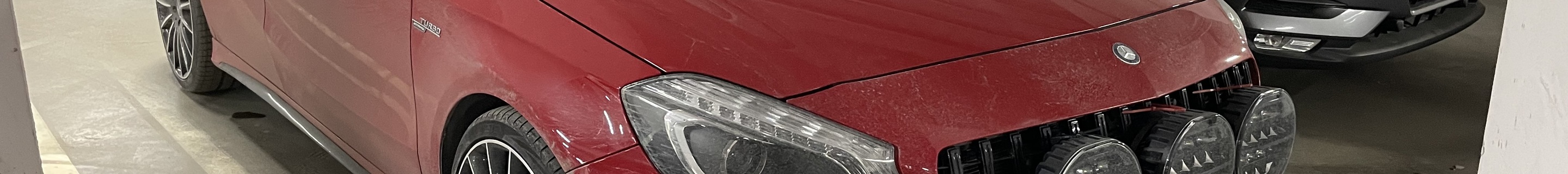 Mercedes-Benz A 45 AMG