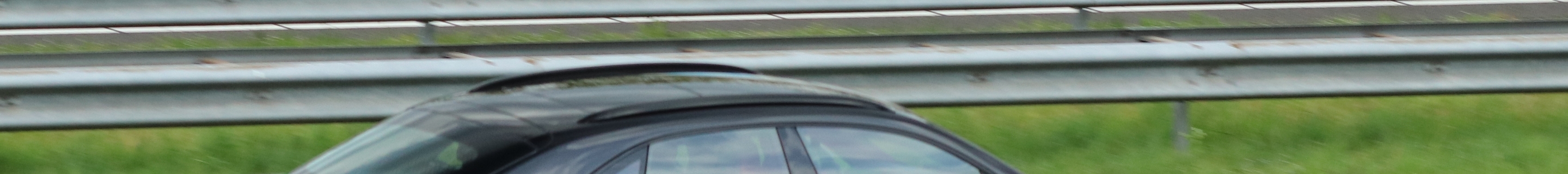 Porsche Macan EV Turbo