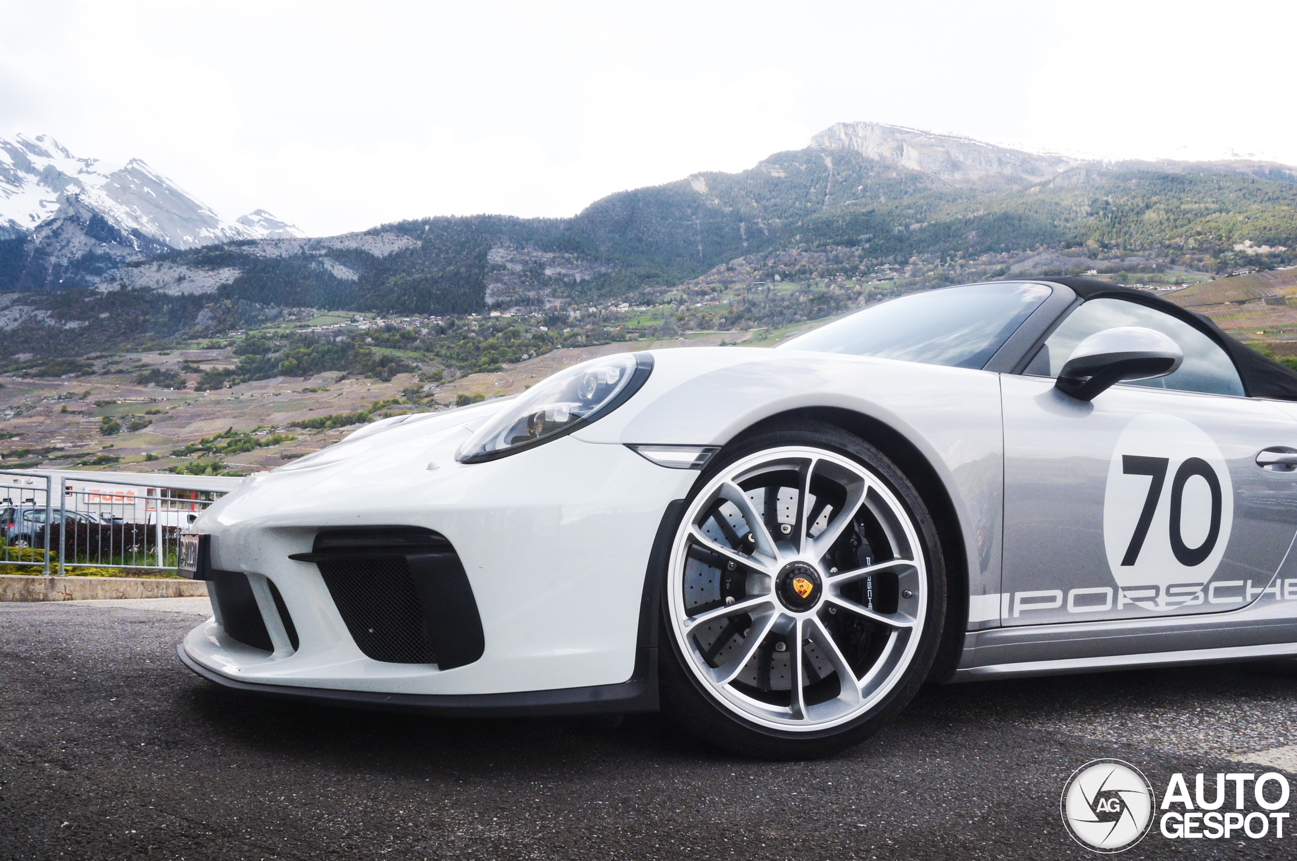Porsche 991 Speedster Heritage Package
