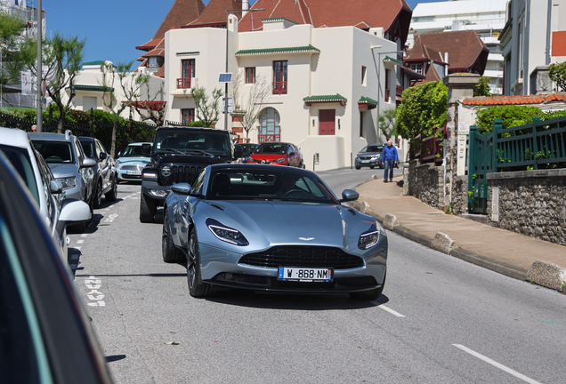 Aston Martin DB11