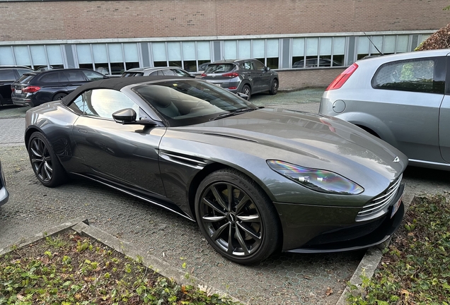 Aston Martin DB11 V8 Volante