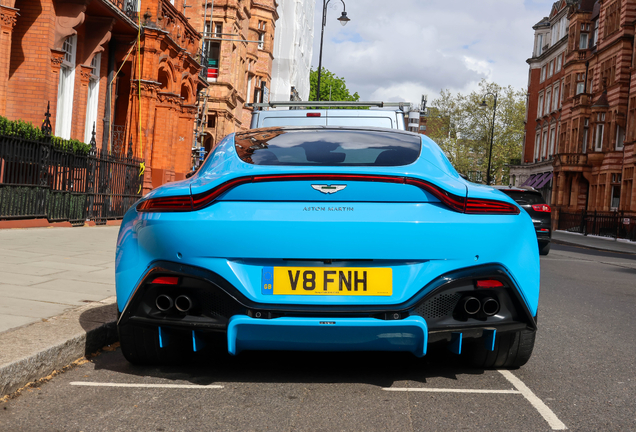 Aston Martin V8 Vantage 2018