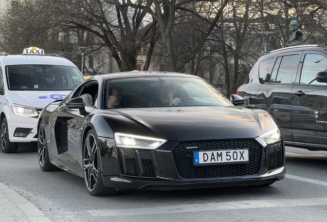 Audi R8 V10 Plus 2015