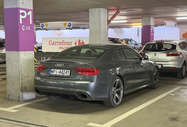 Audi RS5 B8 2012