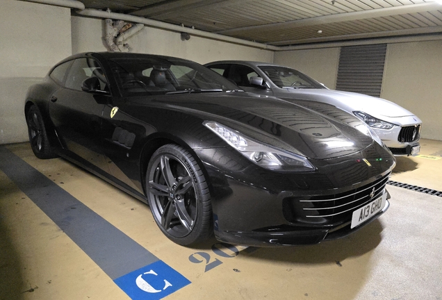 Ferrari GTC4Lusso