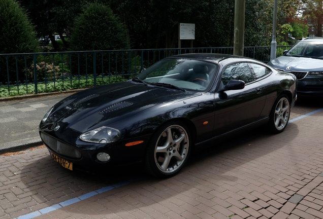 Jaguar XKR