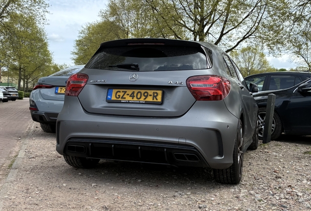 Mercedes-AMG A 45 W176 2015