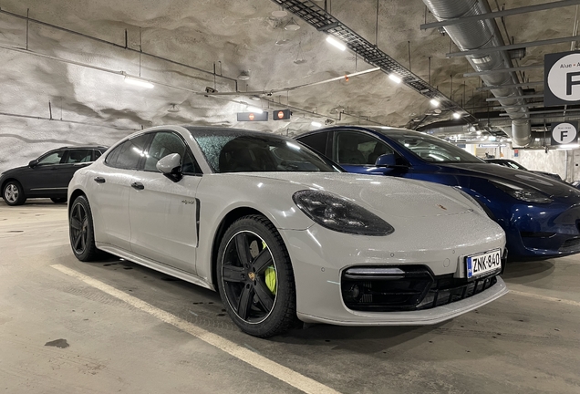 Porsche 971 Panamera Turbo S E-Hybrid MkI