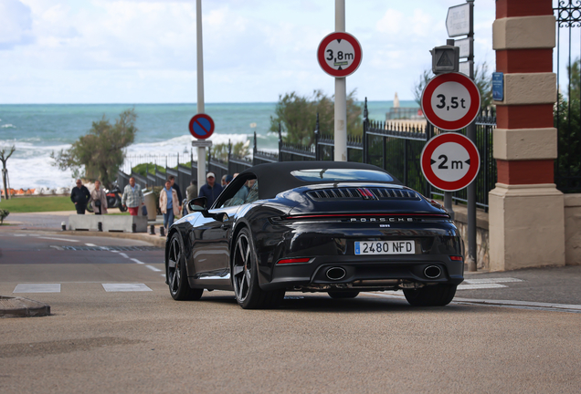 Porsche 992 Carrera 4S Cabriolet MkII