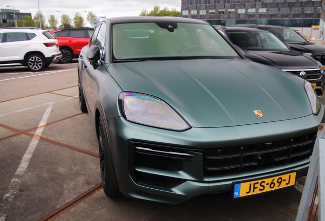 Porsche Cayenne Coupé Turbo E-Hybrid