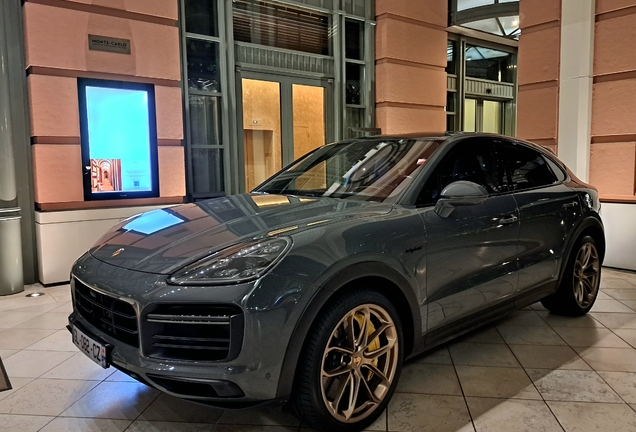 Porsche Cayenne Coupé Turbo S E-Hybrid
