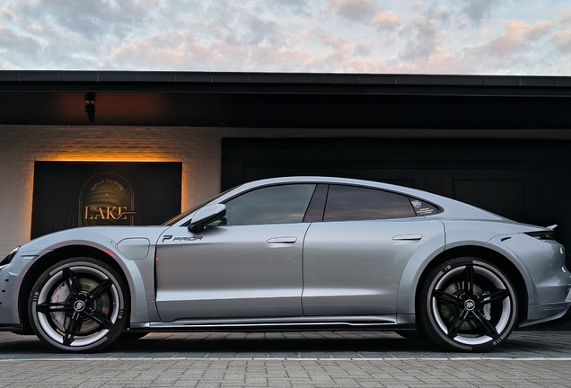 Porsche Taycan Turbo S MkI Prior Design PD-TE Widebody