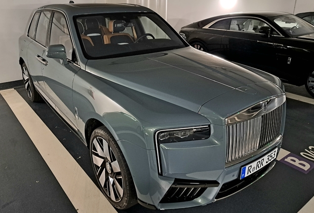 Rolls-Royce Cullinan Series II