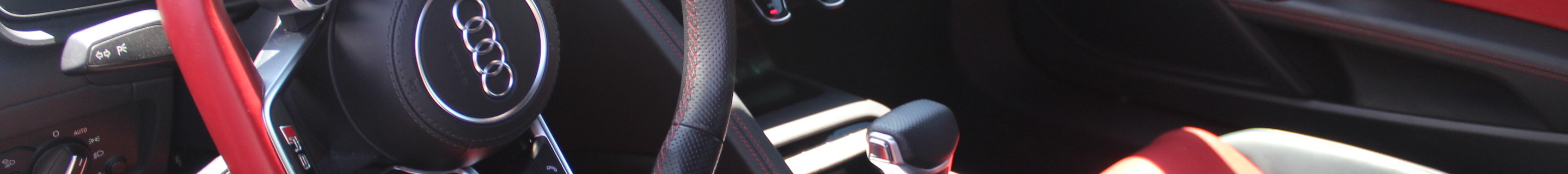 Audi R8 V10 Plus 2015