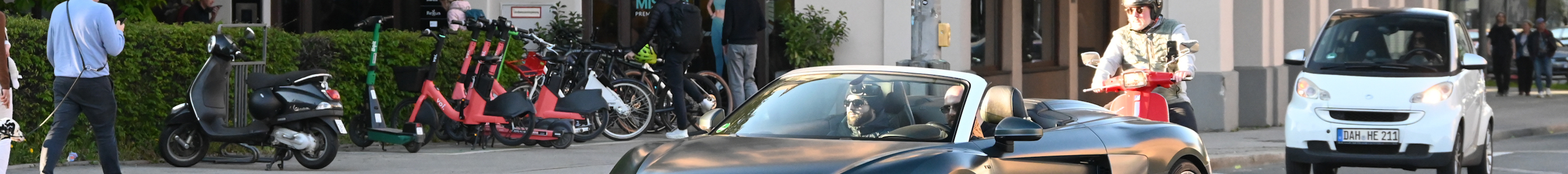 Audi R8 V10 Spyder 2016