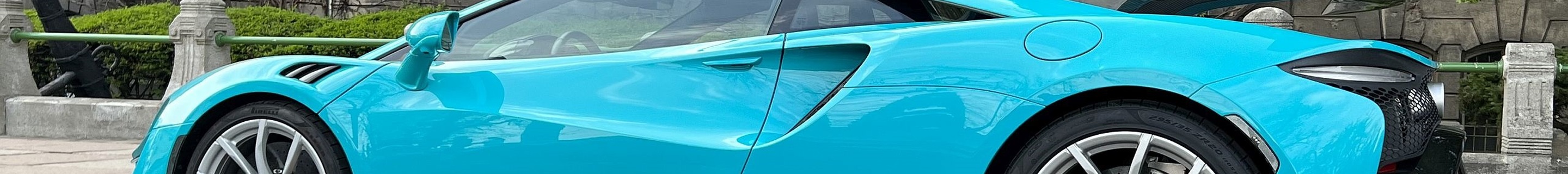 McLaren Artura Novitec